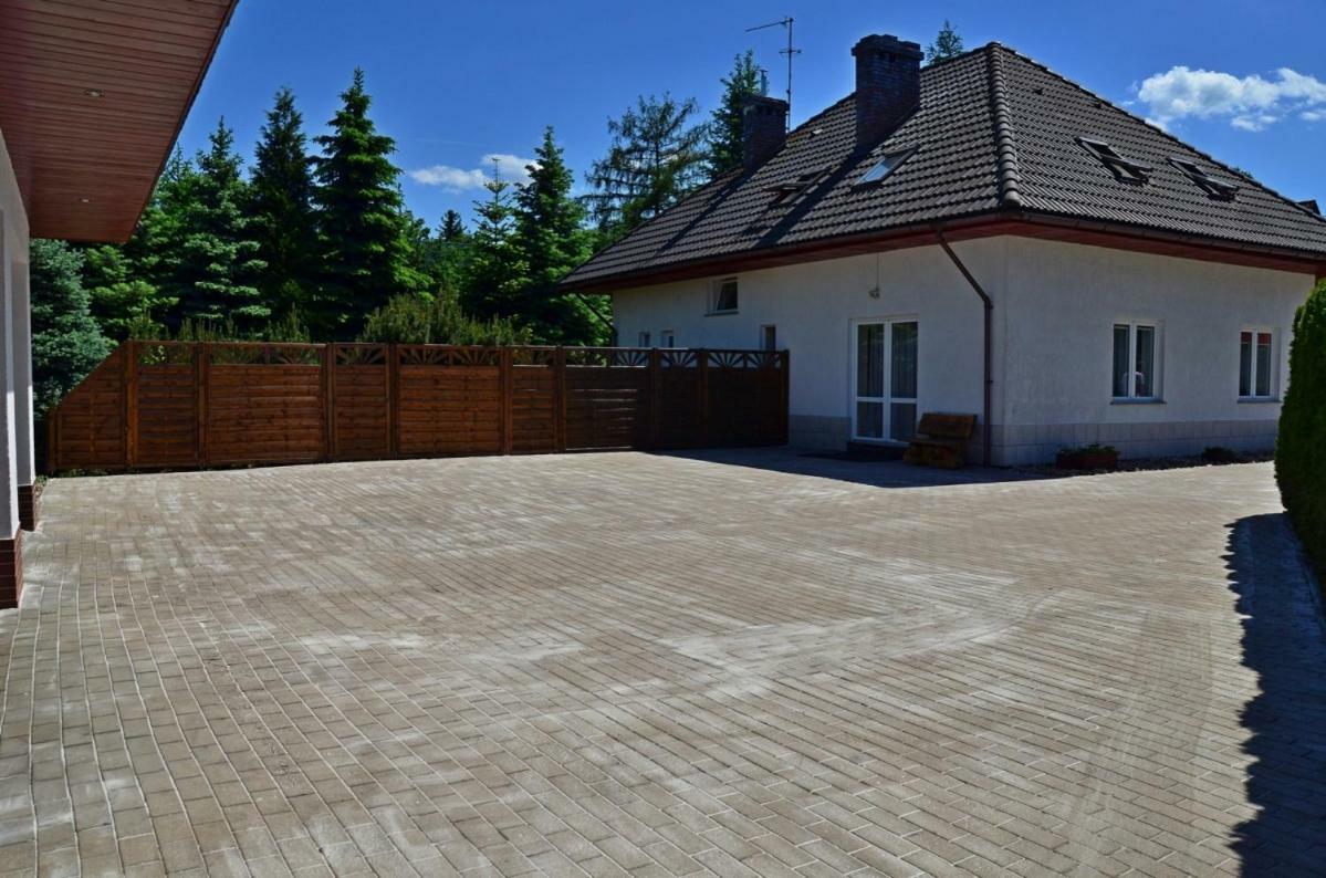Willa U Basi Милкув Экстерьер фото